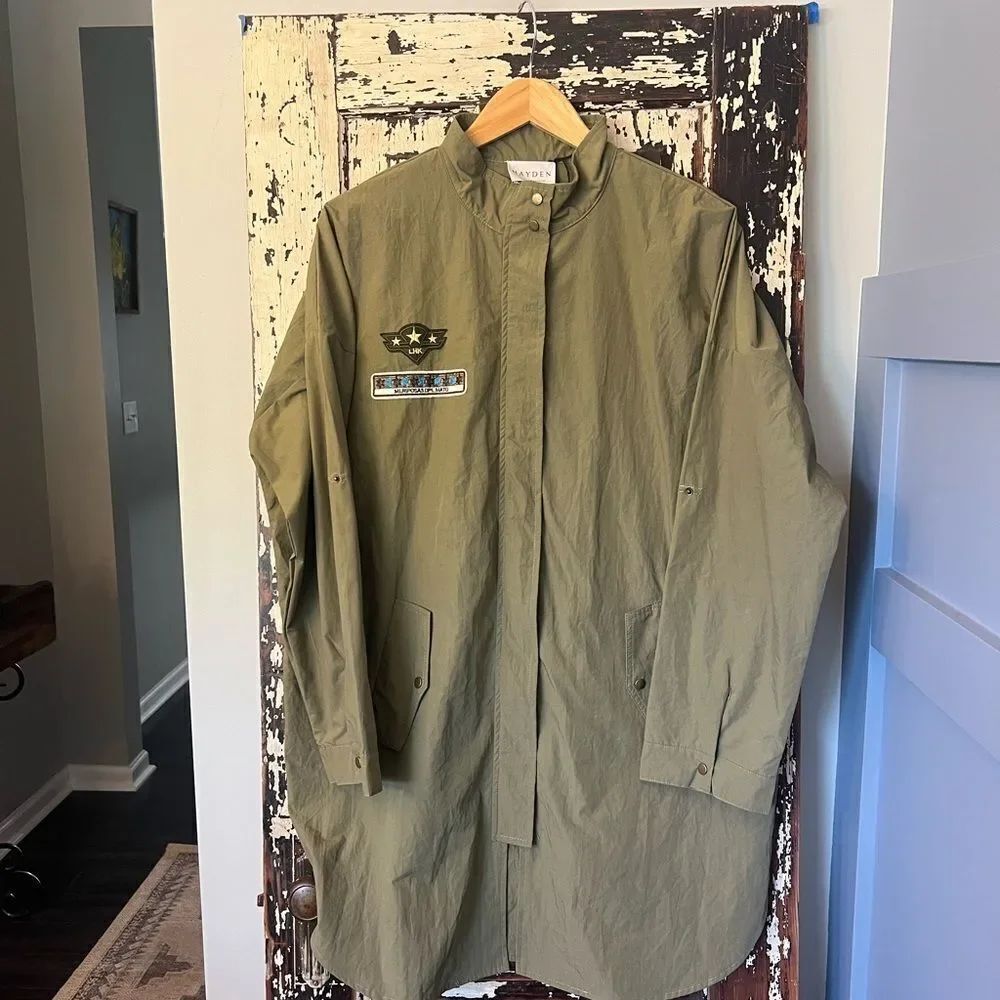 Hayden Los Angeles Olive Green military inspired tiger patch Jacket L